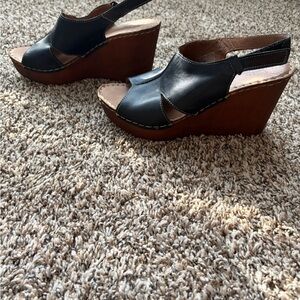 Spring Step Black Leather Wedge Sandals
